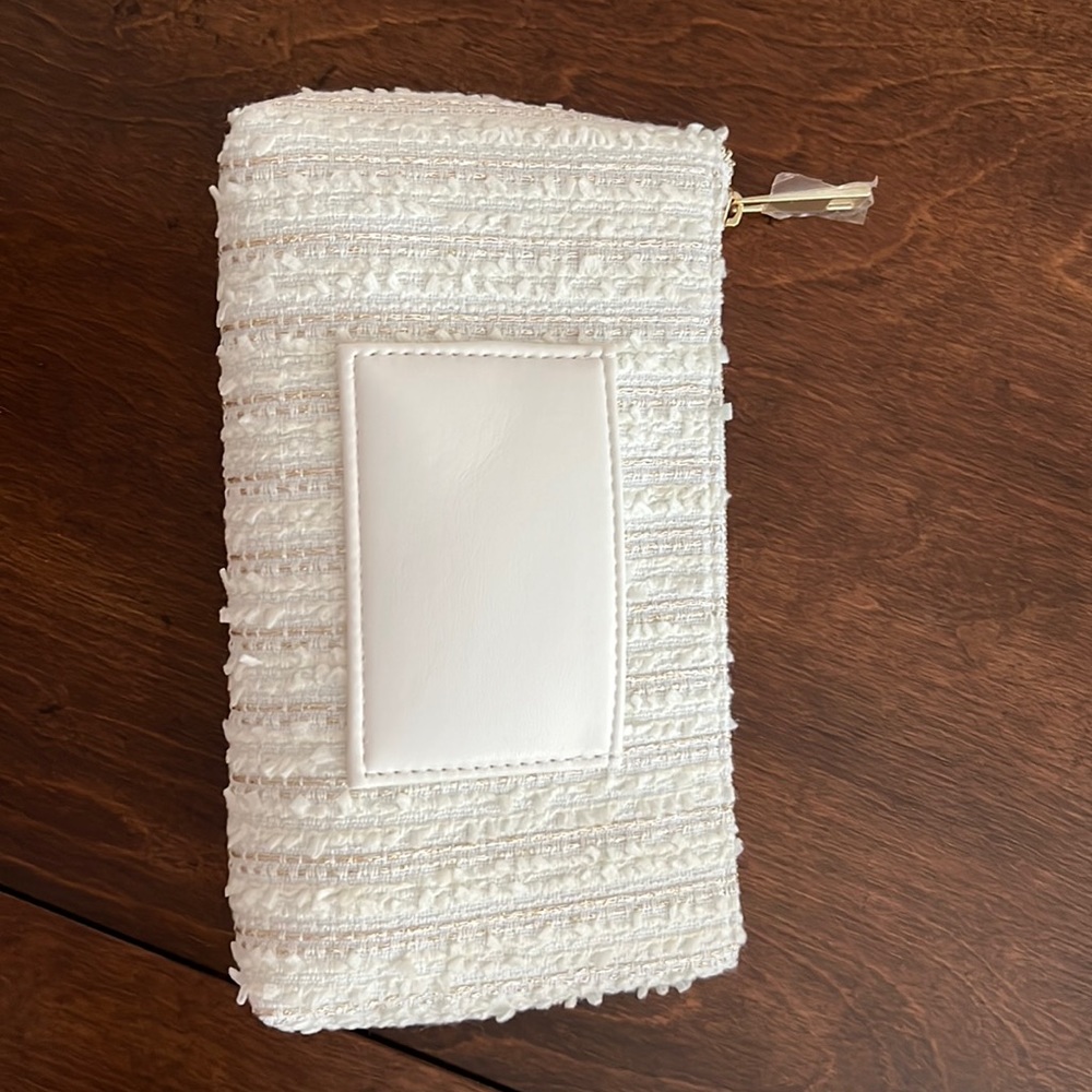 Stylish cosmetic bag from Valmont